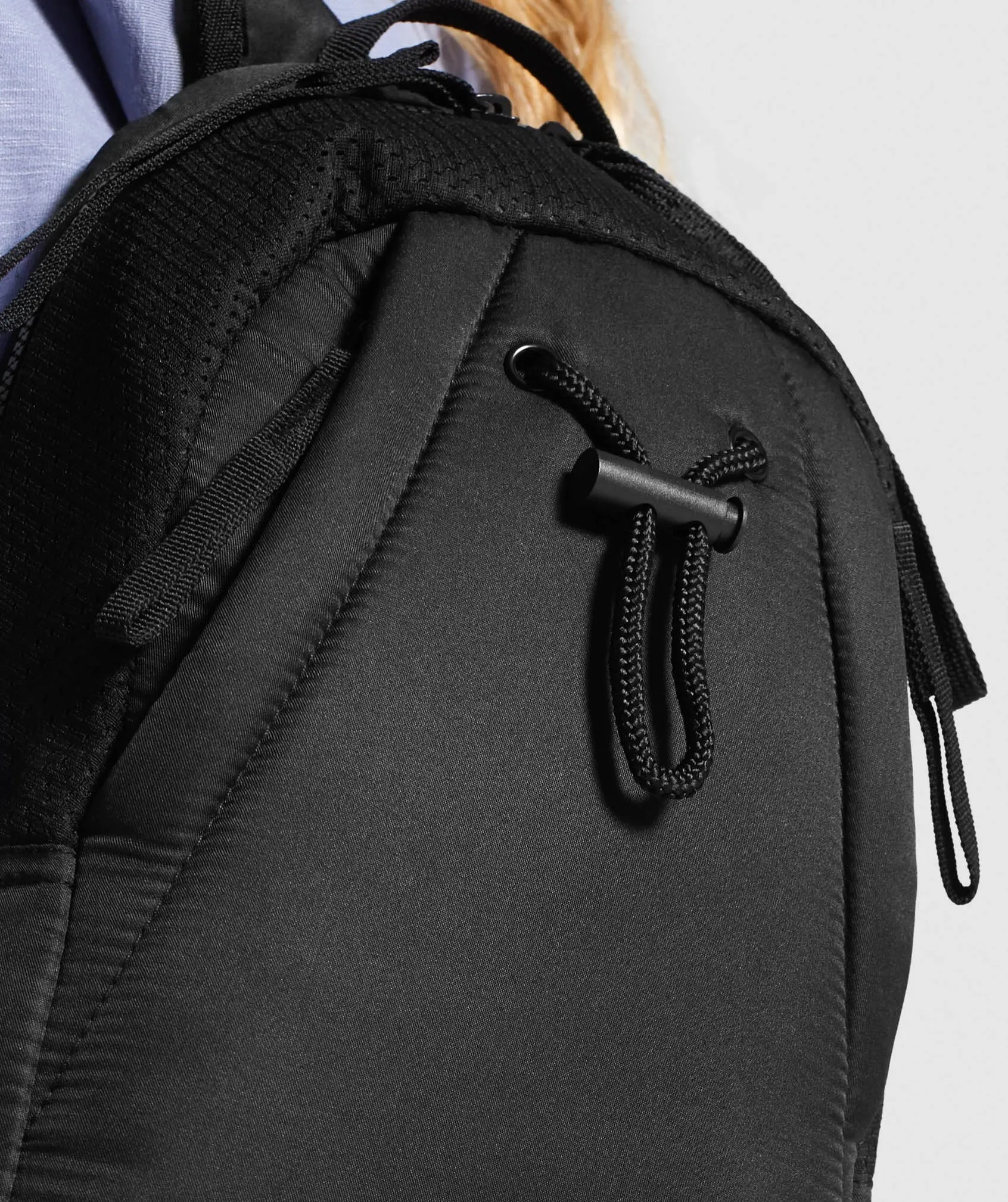 Gymshark Mini Mesh Backpack - Black