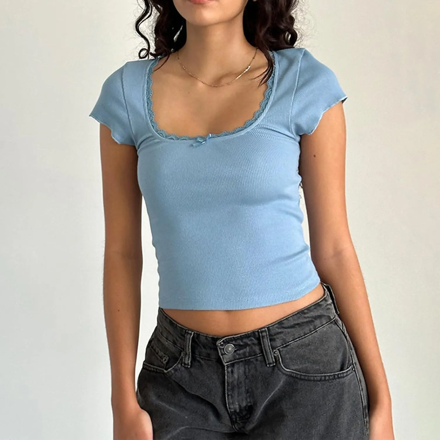 Women Square Neck Shorts Sleeve Lace Trim Crop Tops Slim Fit Ribbed Cropped Shirts Top Y2K Shirt Going Out Tops Tee