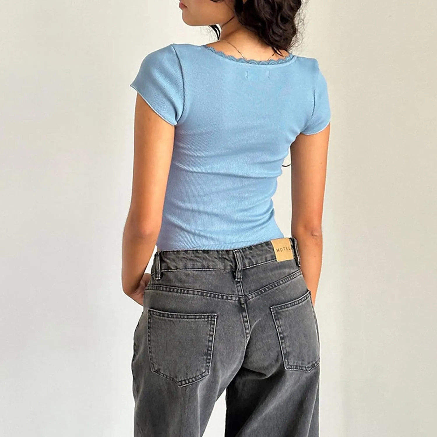 Women Square Neck Shorts Sleeve Lace Trim Crop Tops Slim Fit Ribbed Cropped Shirts Top Y2K Shirt Going Out Tops Tee
